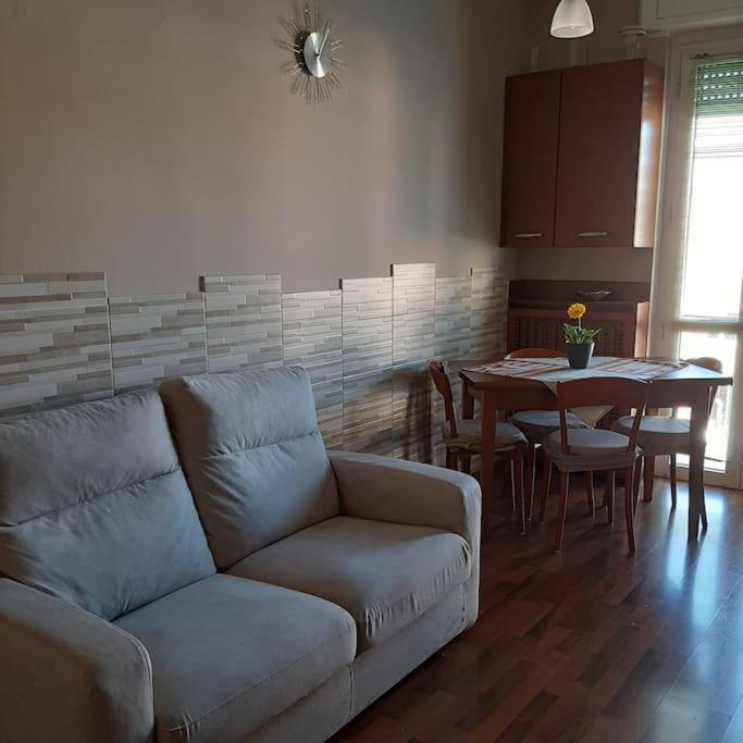 Mice Ottima Soluzione Per Il Centro E La Svizzera Apartment Como Exterior photo