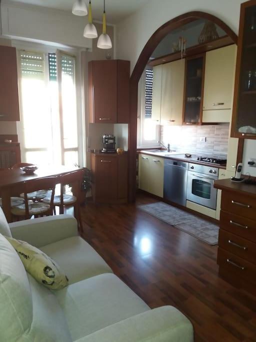 Mice Ottima Soluzione Per Il Centro E La Svizzera Apartment Como Exterior photo