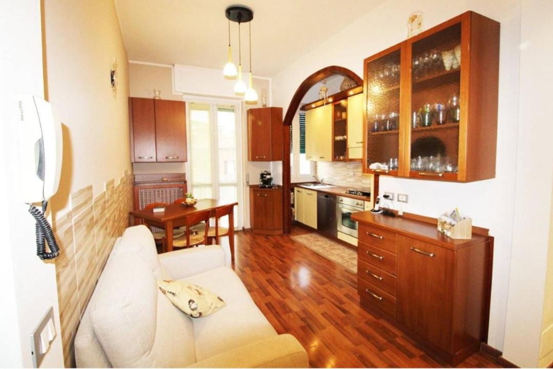 Mice Ottima Soluzione Per Il Centro E La Svizzera Apartment Como Room photo